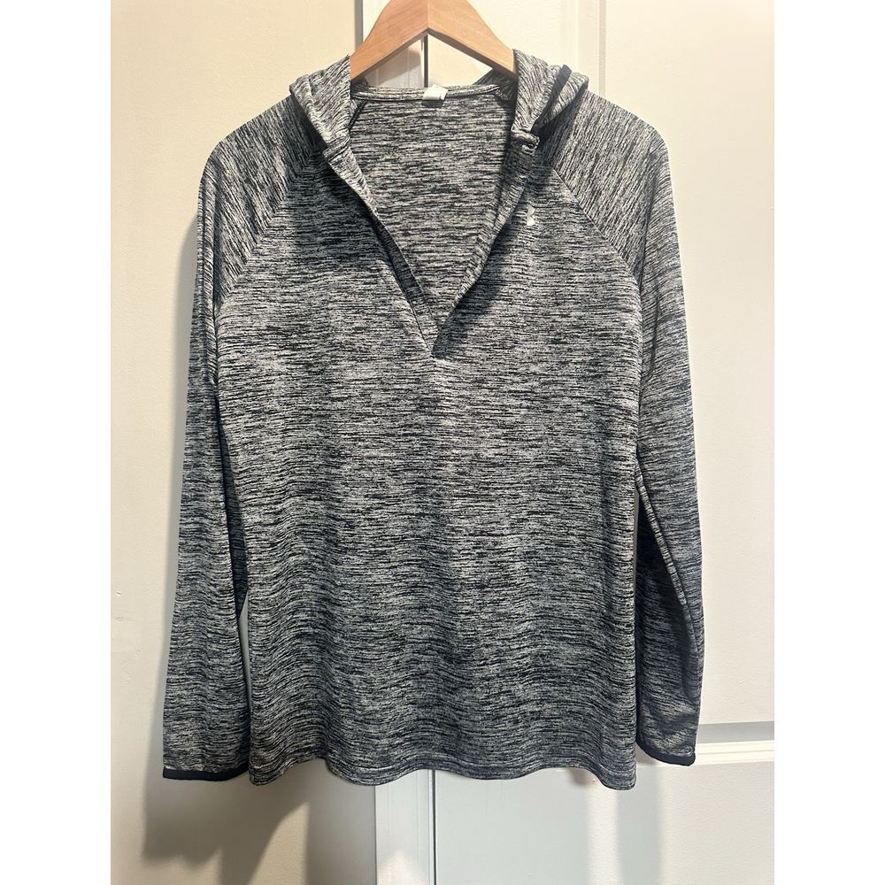 Under Armour Gray V Neck Pullover Gray Medium‎
